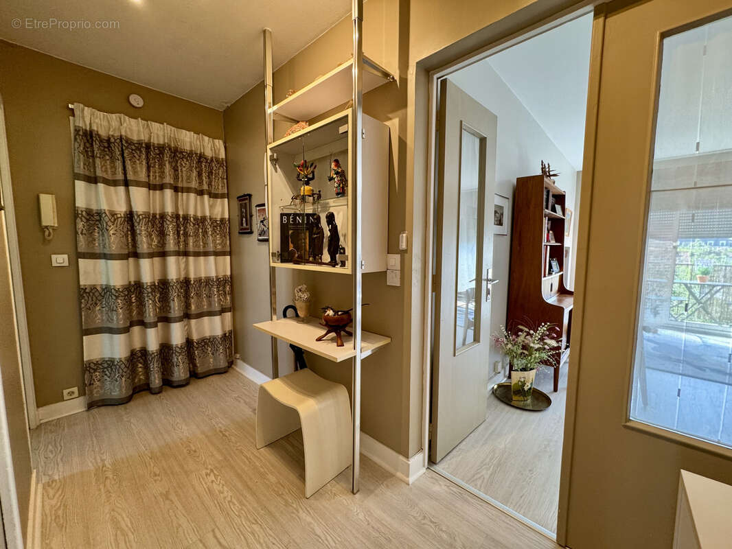 Appartement à LE PERREUX-SUR-MARNE
