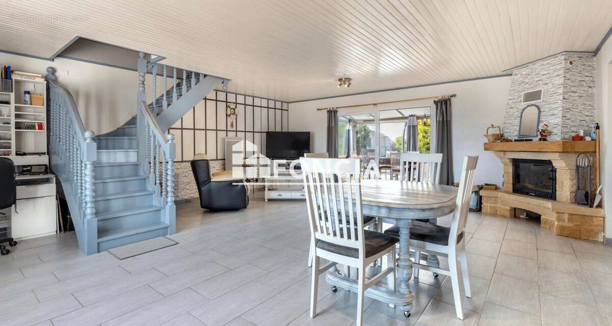 Maison à YVES