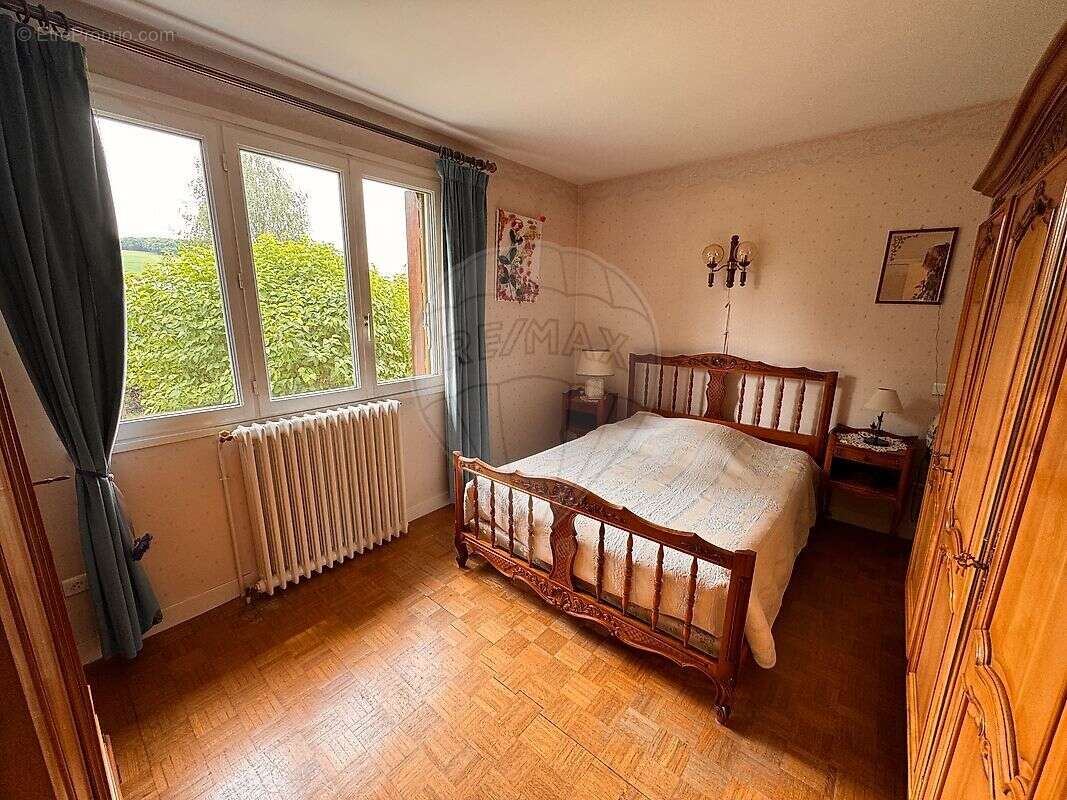 Maison à PREMERY