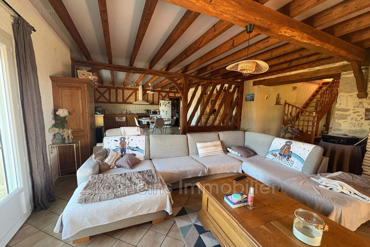 Maison à GRATELOUP-SAINT-GAYRAND