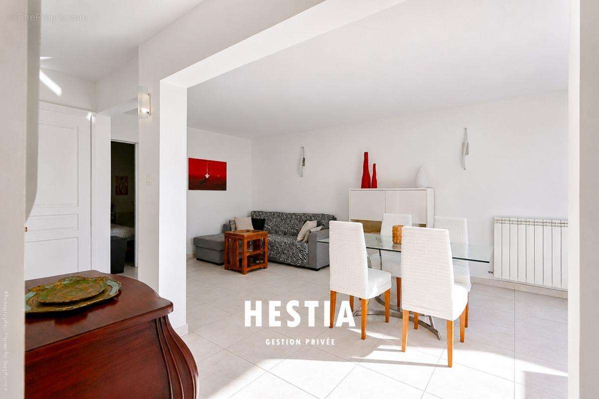 Bandol – rare rez-de-jardin – type 2 de 54,50 m² + terrasse privative de 24 m² – piscine & tennis – mer à pied - photo 13