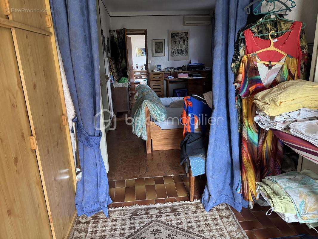 À rocbaron (83136), au calme absolu, maison avec logement indépendant, piscine, garage et 5 400 m² de terrain - photo 14