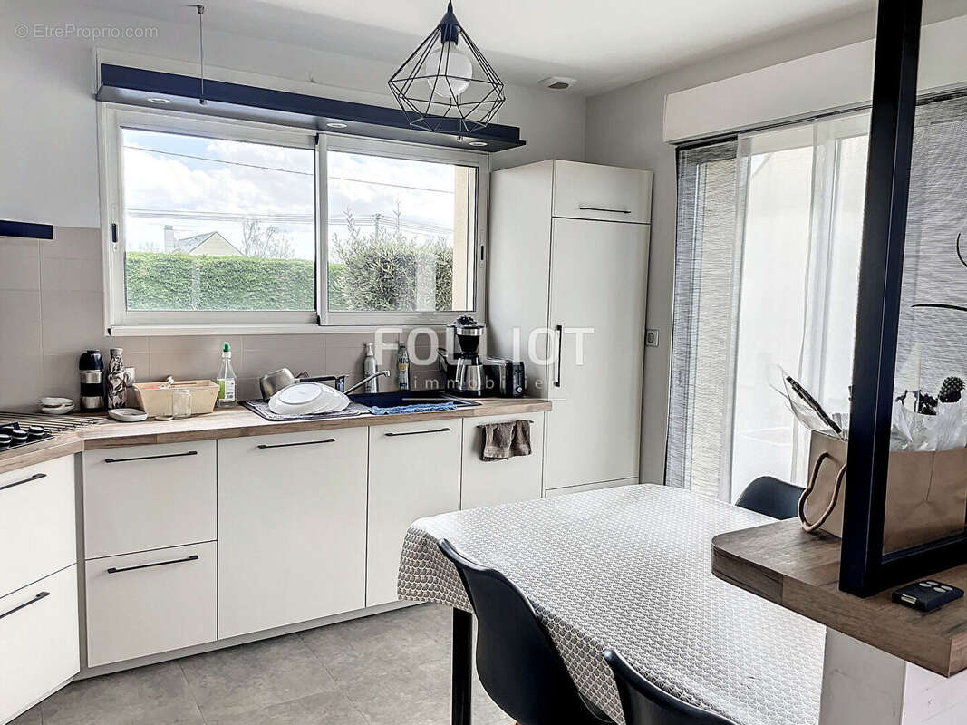 Maison à JULLOUVILLE