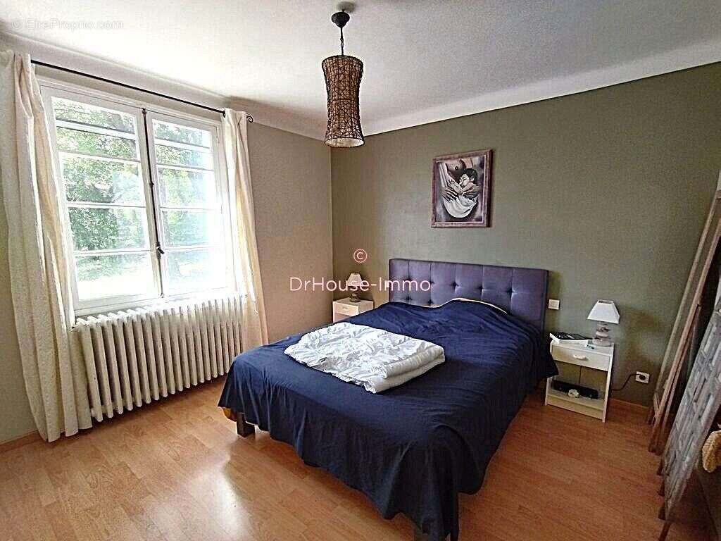 Maison à CHATEAU-ARNOUX-SAINT-AUBAN