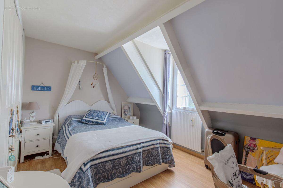 Maison familiale à vendre -  Gaillon Sur Montcient - photo 9