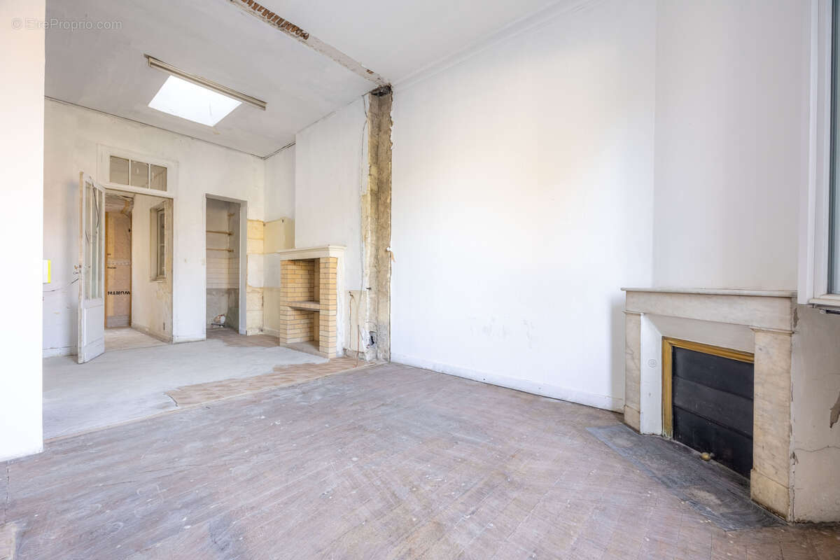 APPARTEMENT T2 - quartier Croix Blanche / Parc Bordelais - photo 6