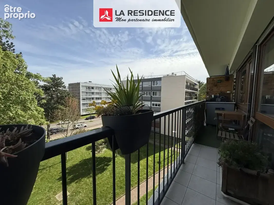 Appartement 4 pièces 77 m² à vendre à Velizy-Villacoublay (78140) - photo 9
