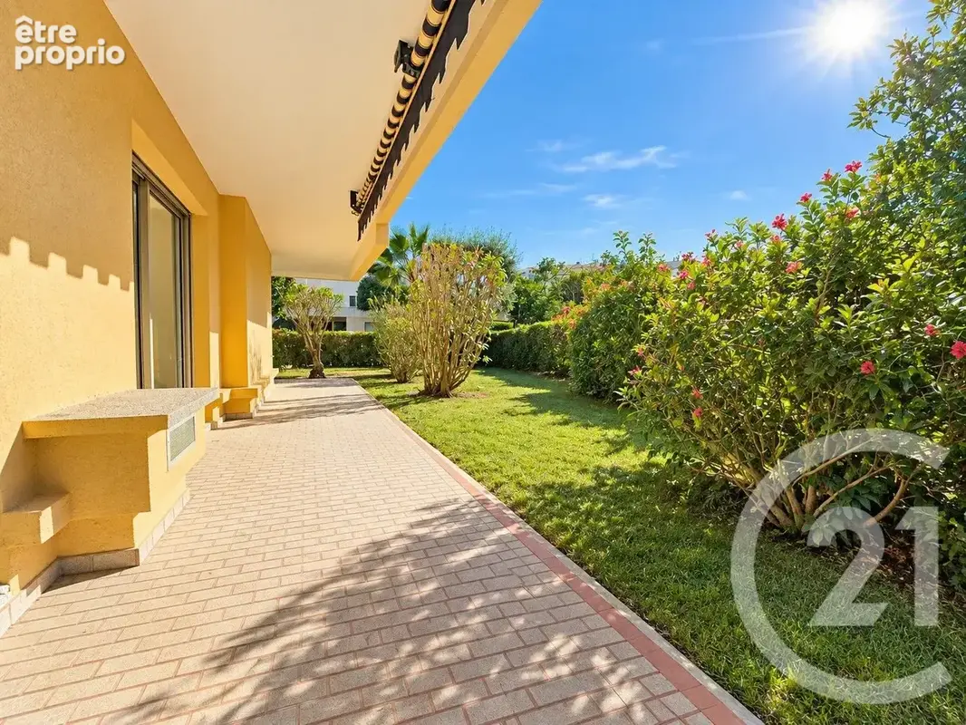 Appartement 3 pièces 68 m² à vendre à Saint-Laurent-Du-Var (06700) - photo 4