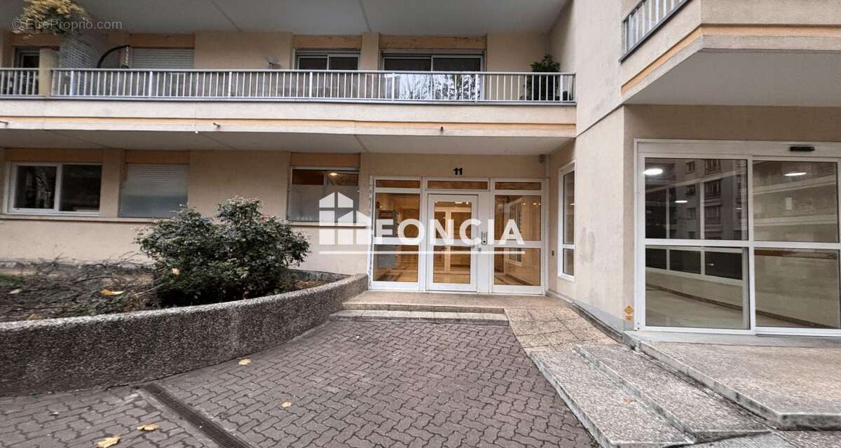 Parking à PARIS-19E