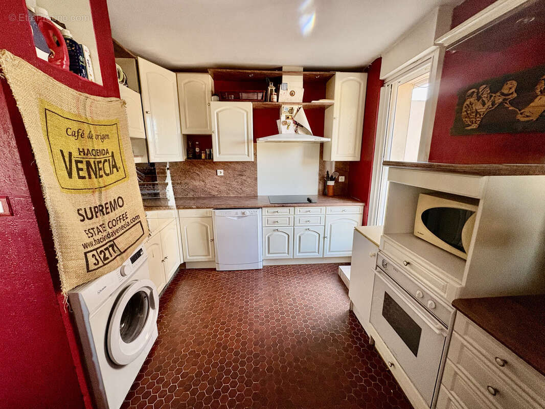 Appartement à SAINT-MANDRIER-SUR-MER