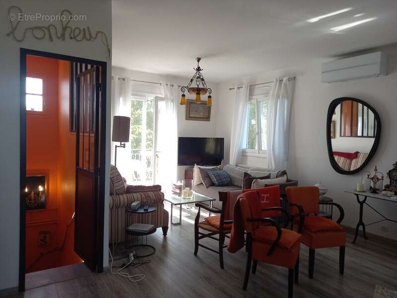 Jolie maison rénovée de 2/3 chambres avec studio indépendant sur un beau terrain arboré de 3600m2 sans vis à vis - photo 2