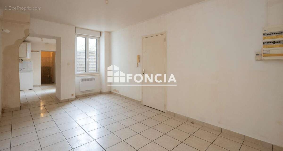 Appartement à BOURG-DE-PEAGE