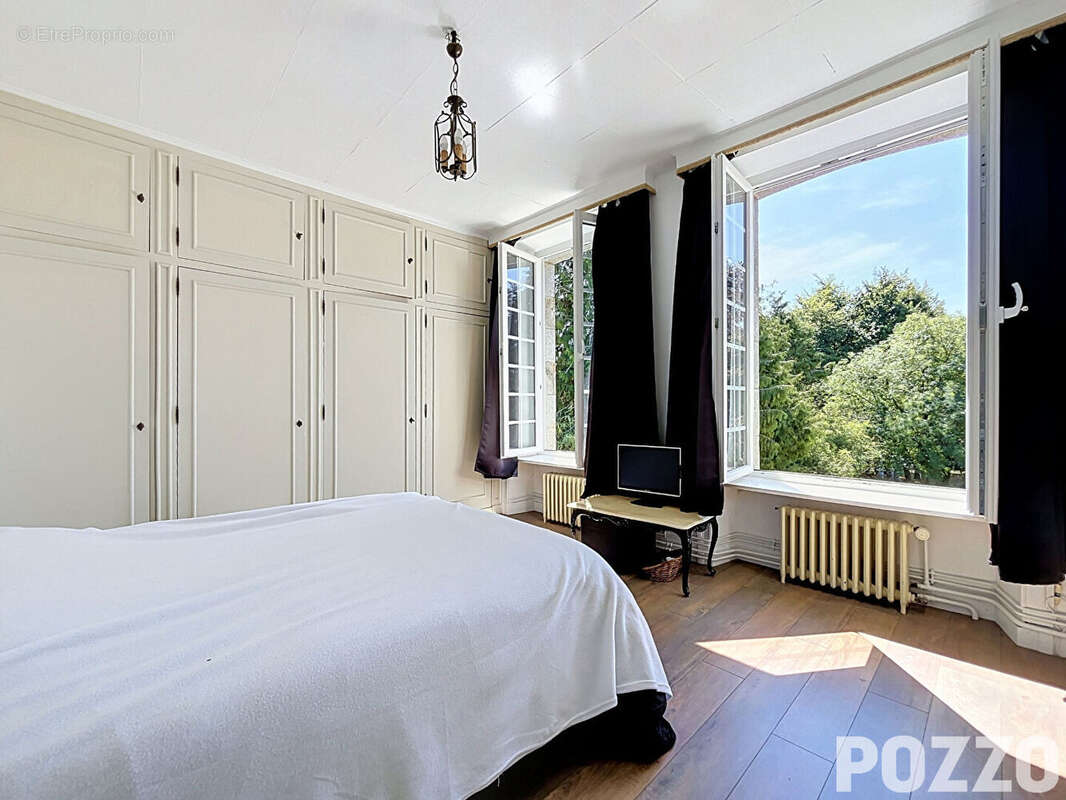 Maison bourgeoise à vendre à Percy-en-Normandie, prix 389 900 . - photo 11