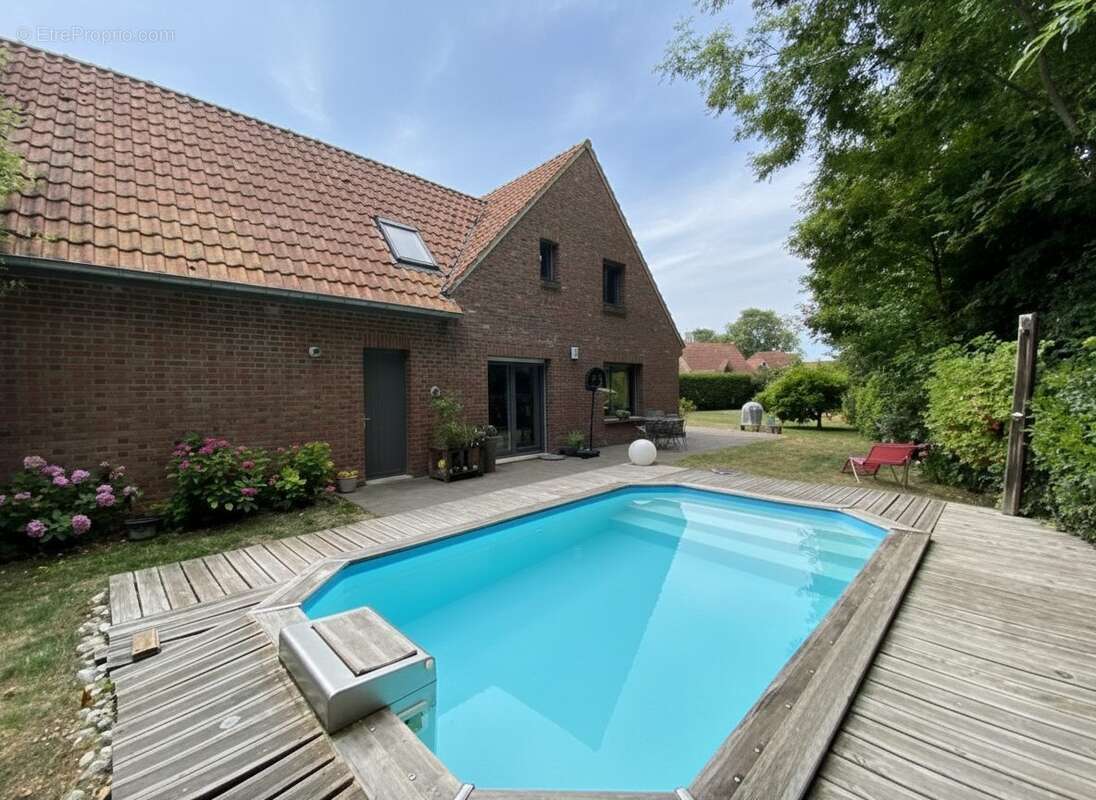 Maison à QUESNOY-SUR-DEULE