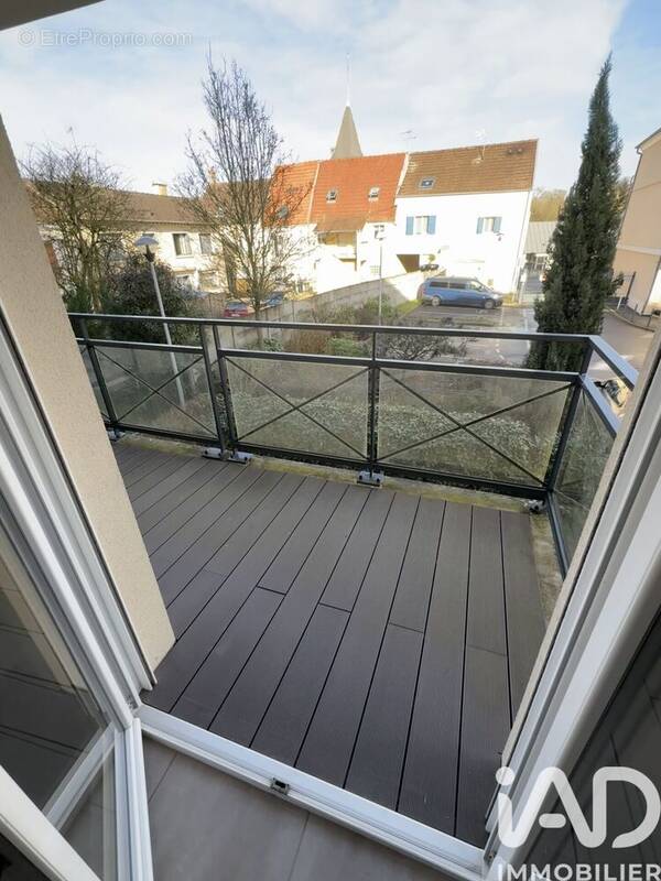 Photo 1 - Appartement à OZOIR-LA-FERRIERE