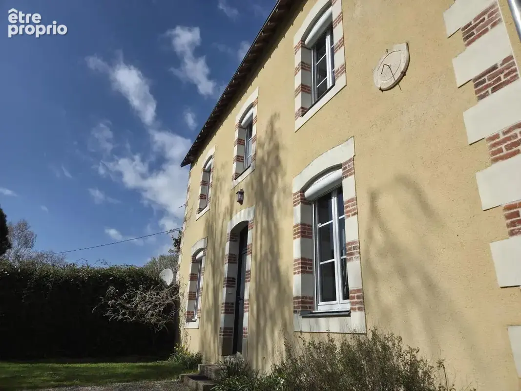 Maison 193 m² à Chateau-Gontier  - photo 2