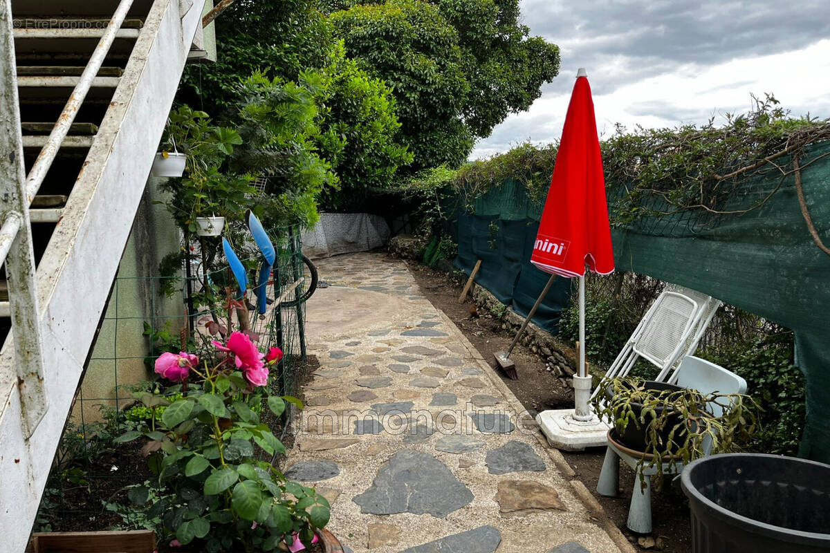 Appartement à GANGES