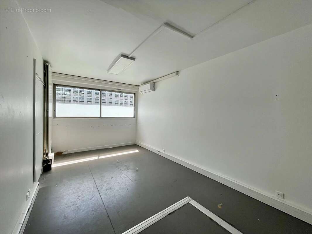 Appartement 80 m² à Puteaux  - photo 9