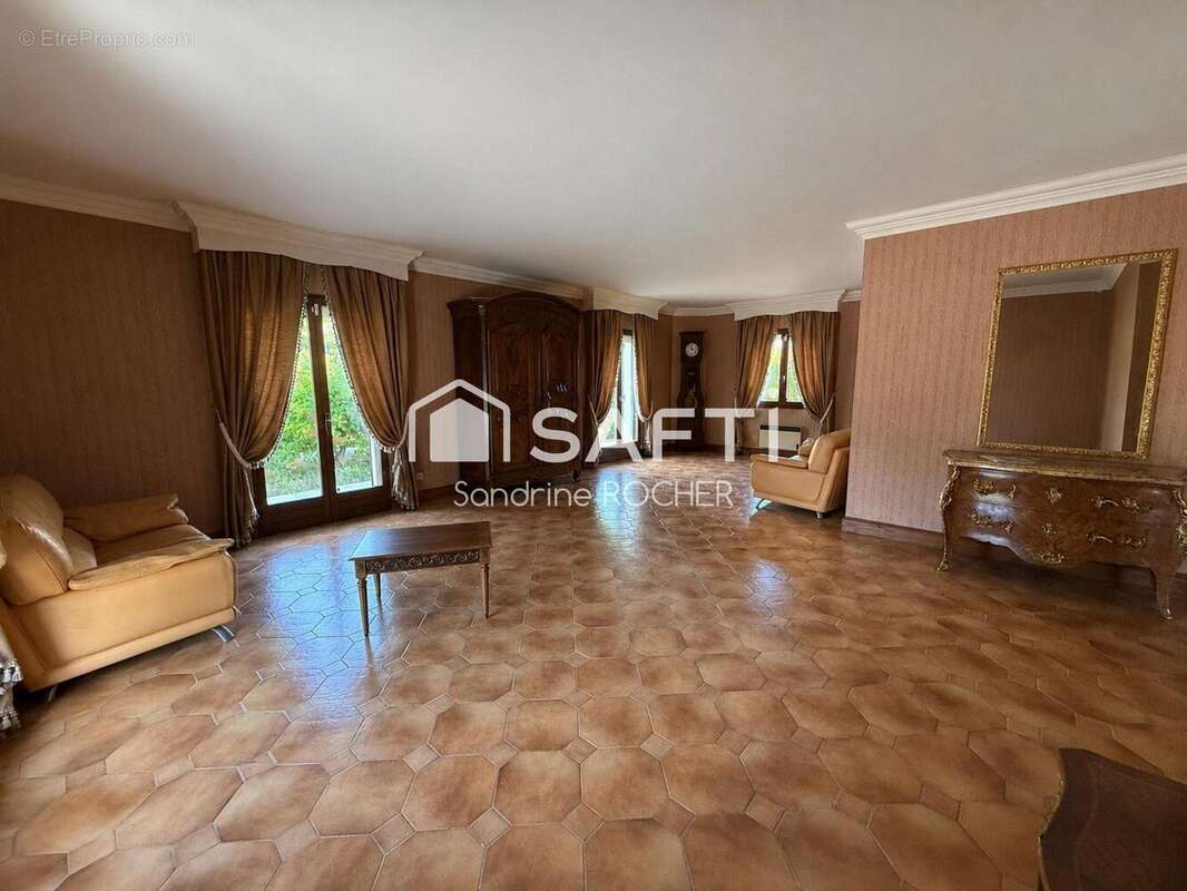Maison 117 m² à La Tour-Blanche  - photo 5