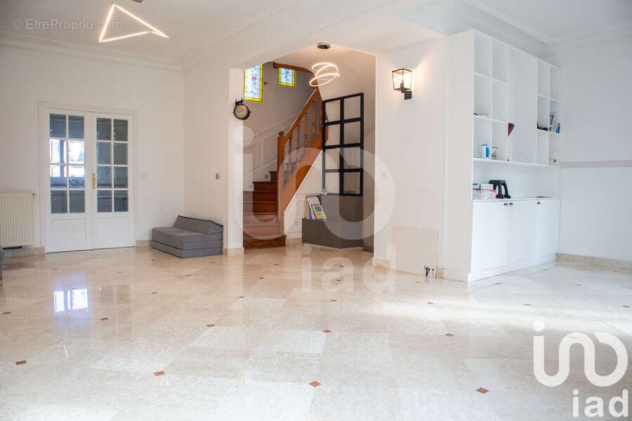 Photo 4 - Maison à SAINT-MAUR-DES-FOSSES