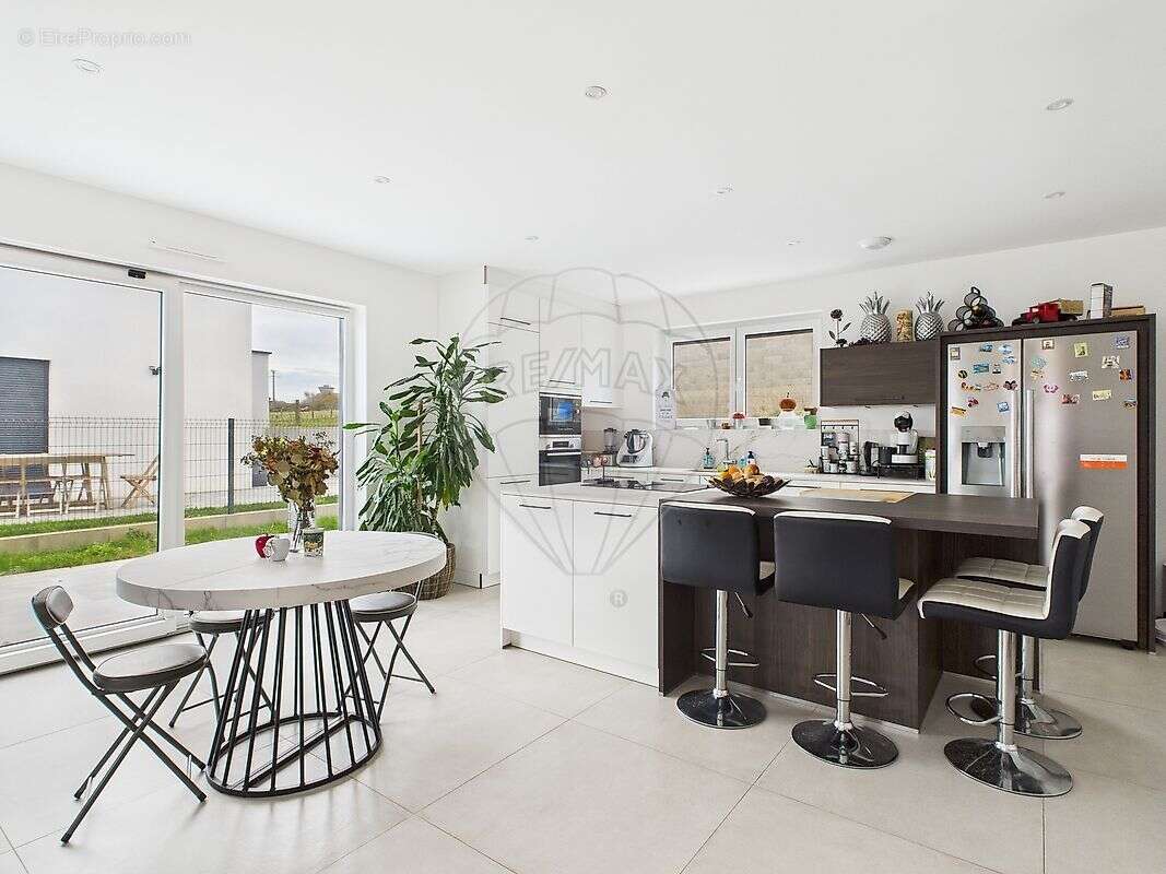 Maison à HAUCOURT-MOULAINE