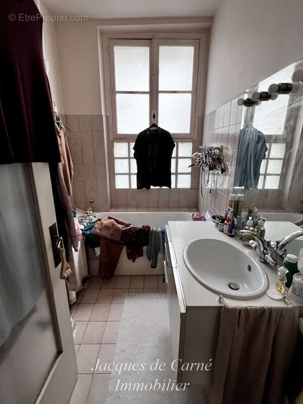 Appartement à PARIS-7E