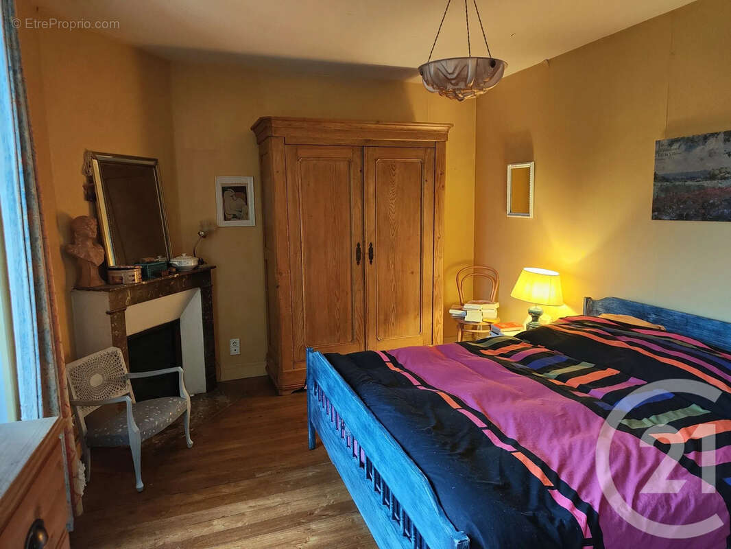 Maison à COSNE-COURS-SUR-LOIRE