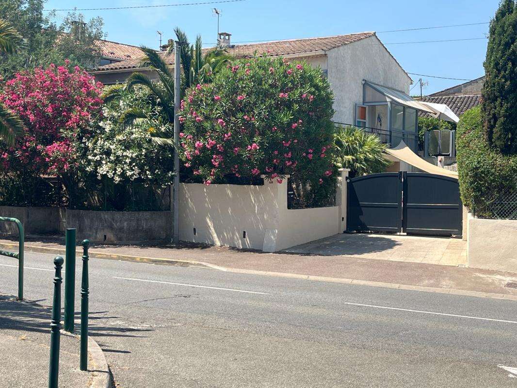 Maison à FREJUS