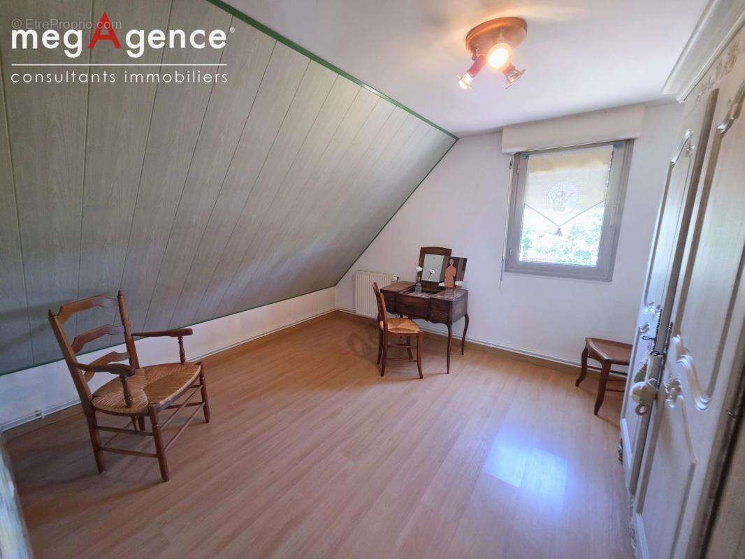 Maison familiale avec studio indépendant – Cadre privilégié à Ifs Bourg - photo 13