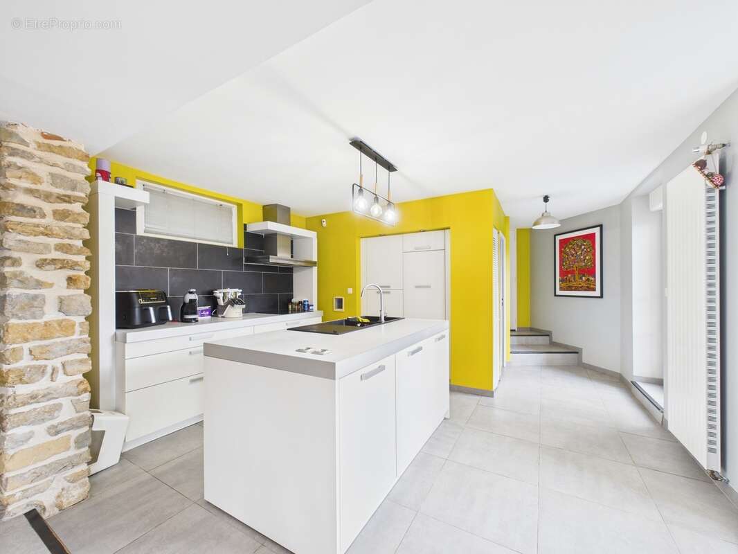 Maison à CHARLEVILLE-MEZIERES