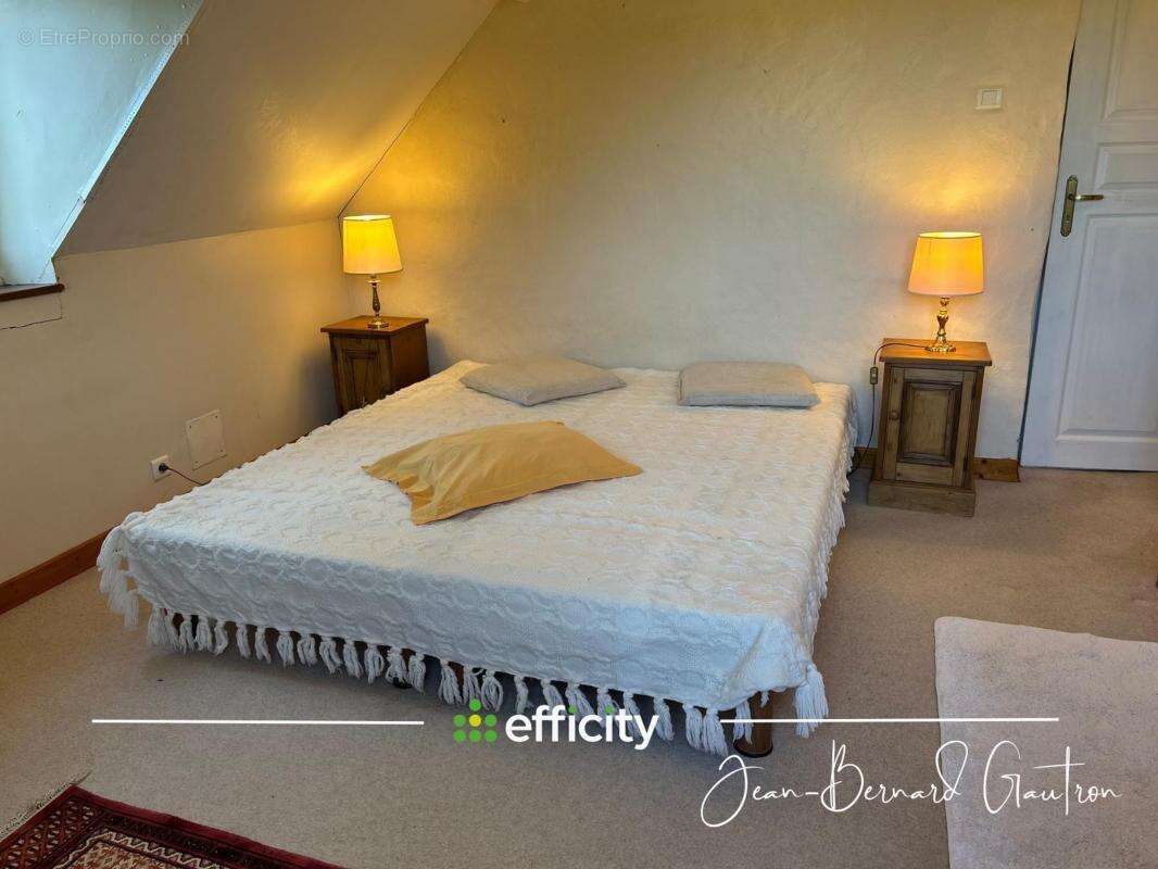 Maison à MAEL-PESTIVIEN