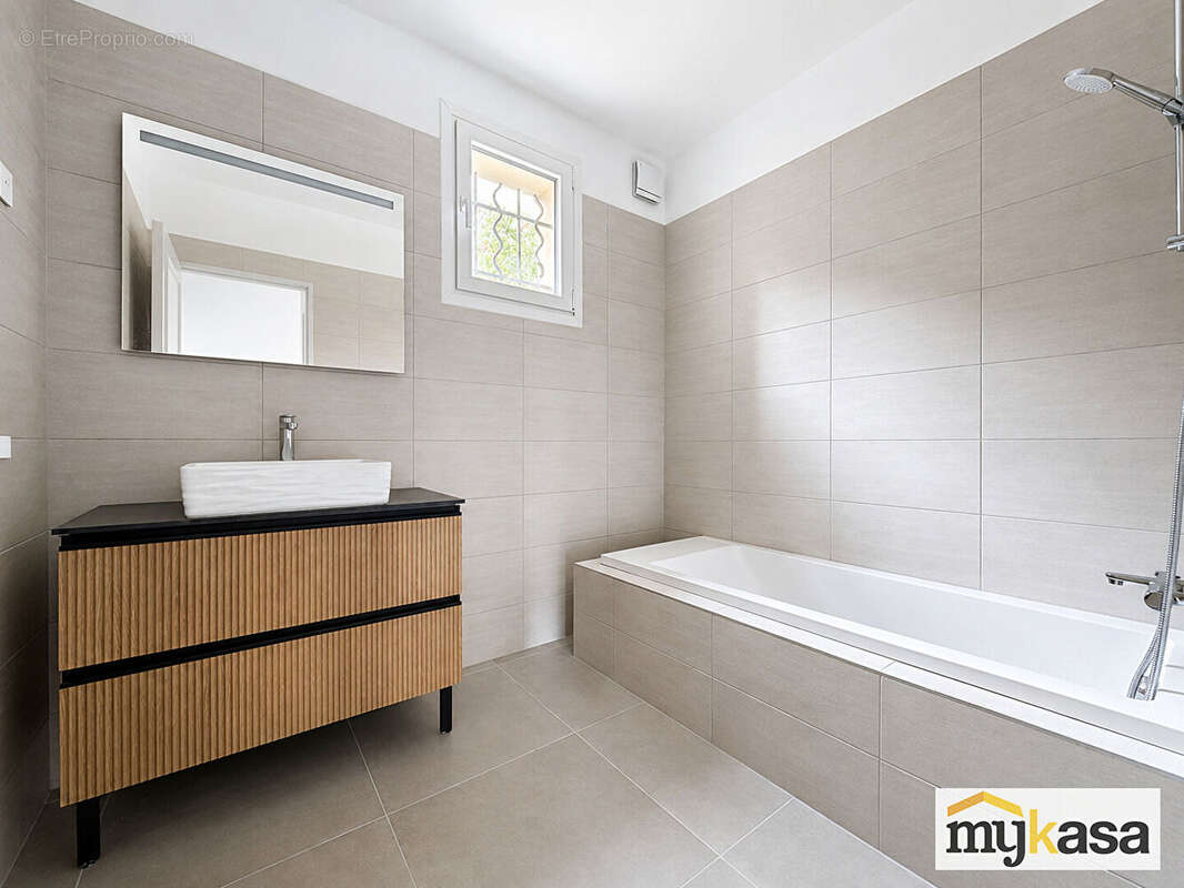 Maison T4 de 113 m² avec jardin et garage ? Secteur Varage - photo 10