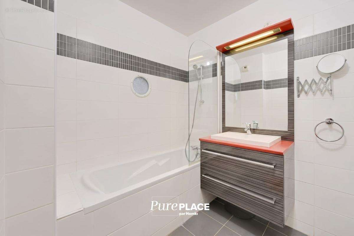 Appartement à ISSY-LES-MOULINEAUX