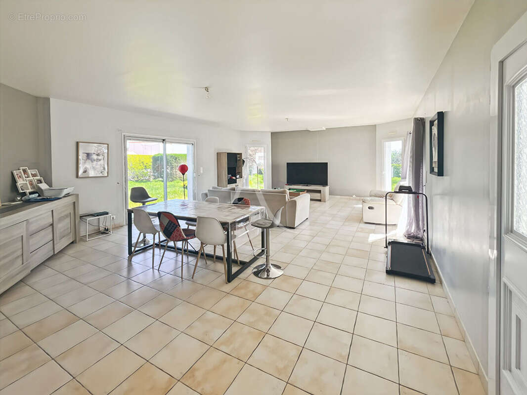 Maison à SALLERTAINE