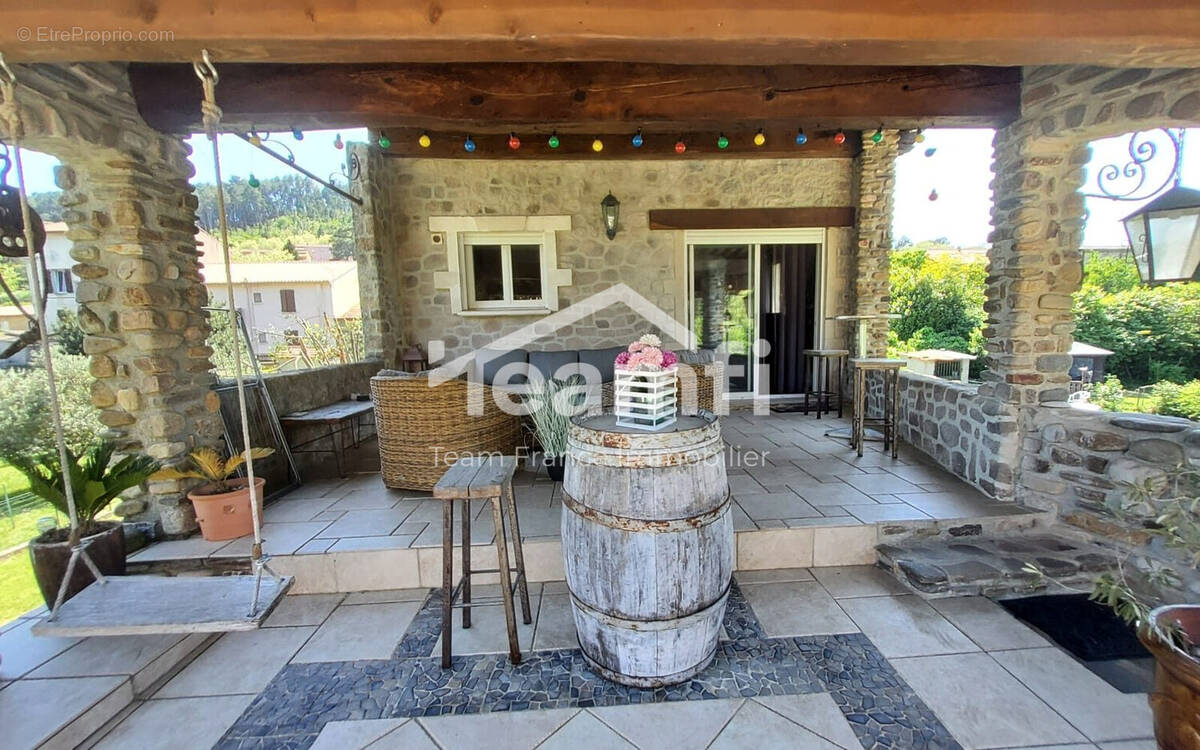 Terrasse Maison 1 - Maison à BESSEGES