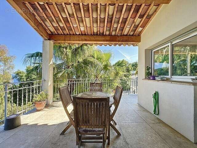 Maison à RAYOL-CANADEL-SUR-MER