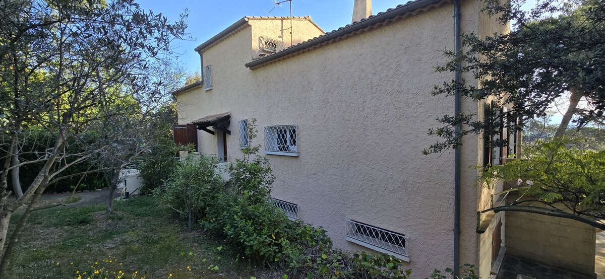 Maison à JONQUERETTES