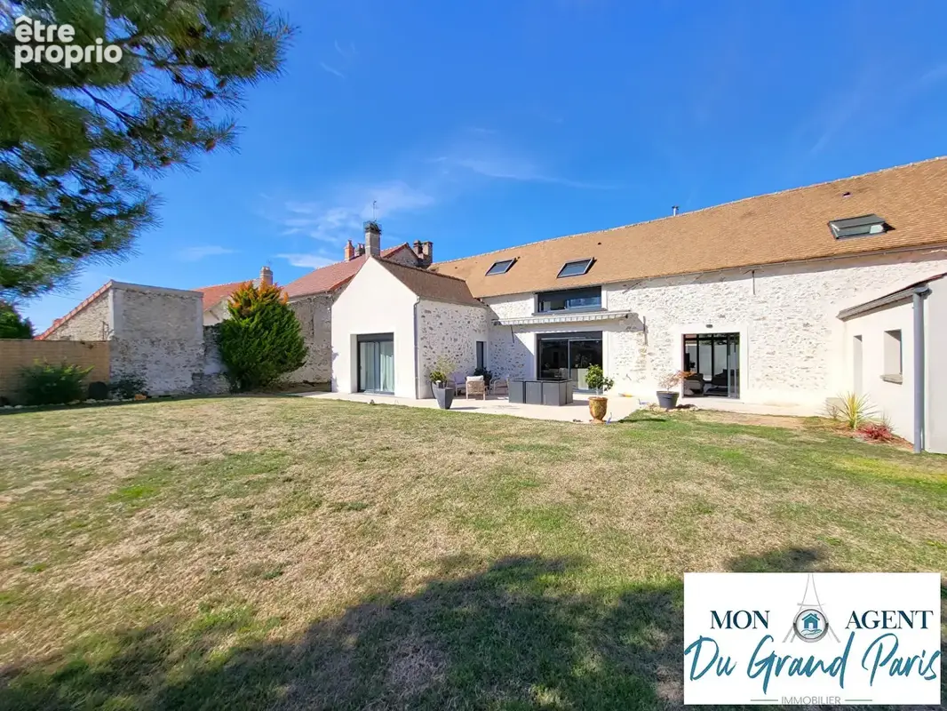 Maison à BRIIS-SOUS-FORGES