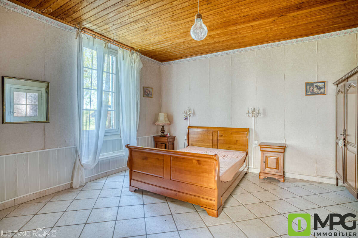 Maison à PINEL-HAUTERIVE