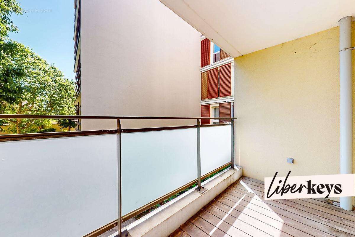 Appartement à LYON-8E
