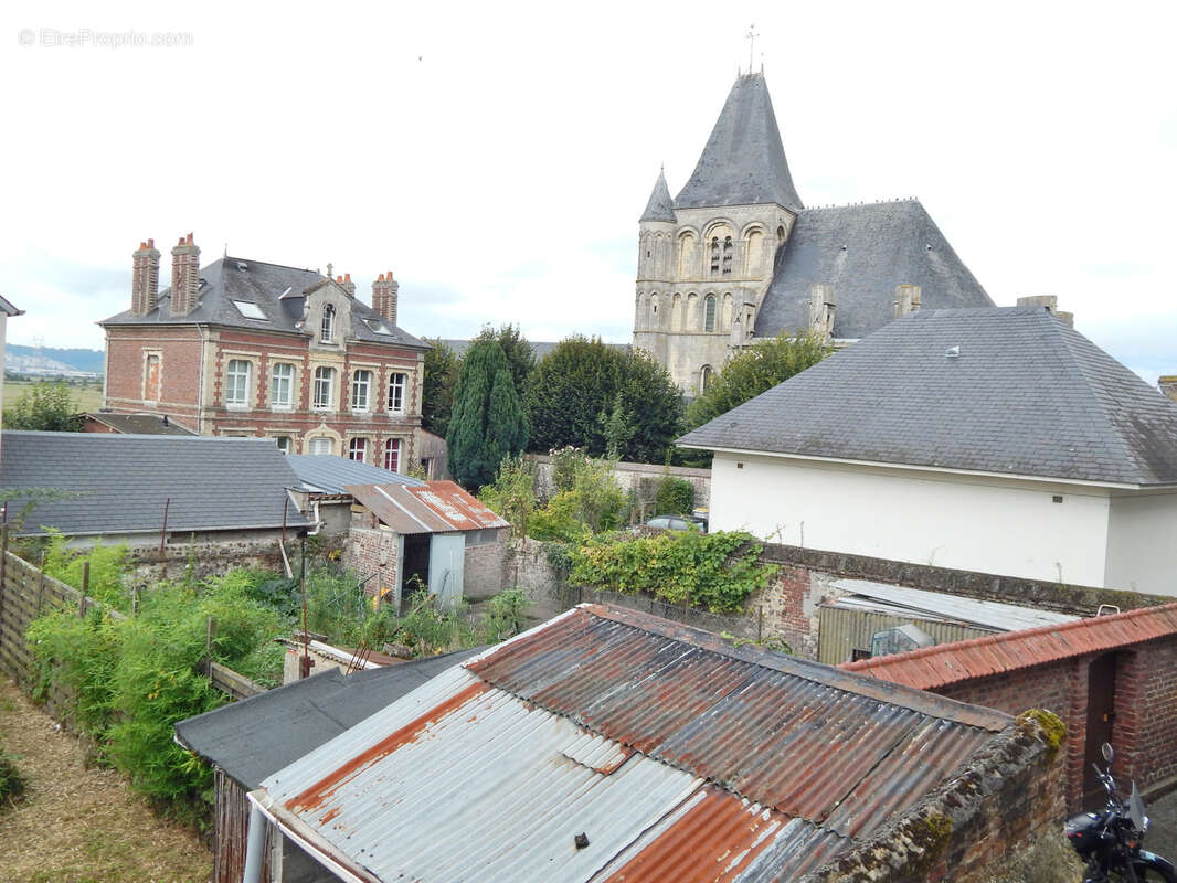 Maison à QUILLEBEUF-SUR-SEINE