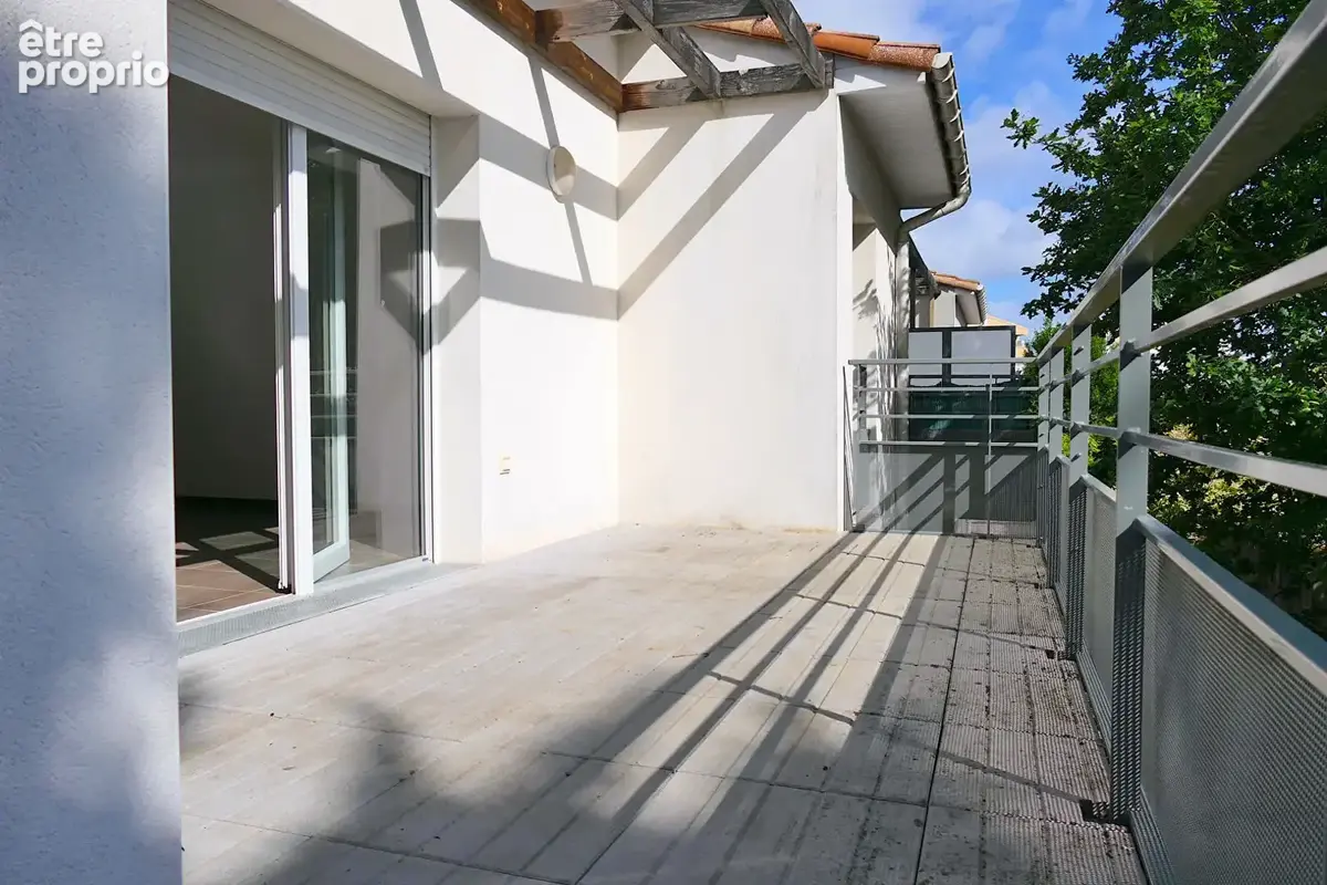 Appartement à LES SORINIERES