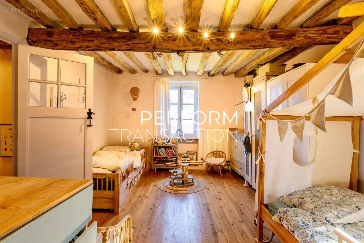 COUP DE CŒUR : Maison en pierre d'environ 170 m² - photo 8