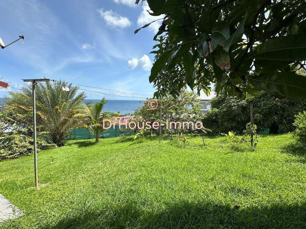 Maison à LA TRINITE