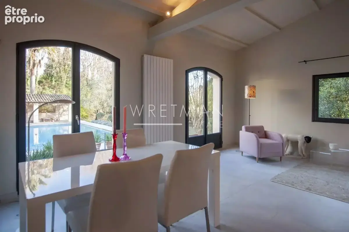 Co Exclusive À vendre près de Valbonne - Domaine de 3 logements - photo 34