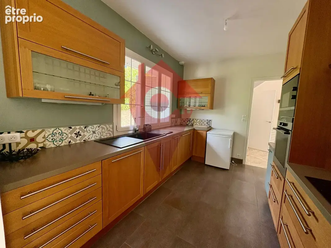 maison familiale entièrement rénovée de225m 2 - 5 chambres- - photo 5