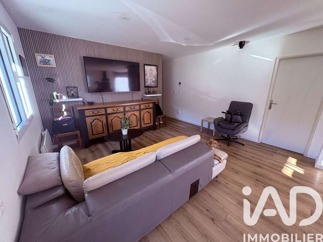 Maison 130 m² à Soulom  - photo 4