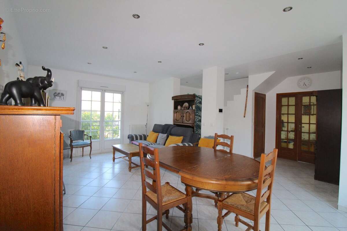 Maison à CHAMPIGNY-SUR-MARNE