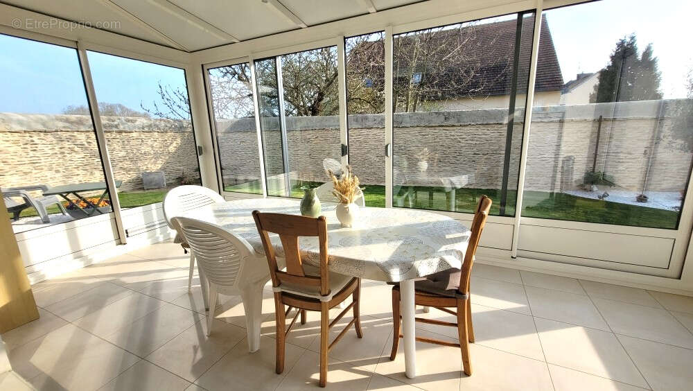 Maison à FRENOUVILLE