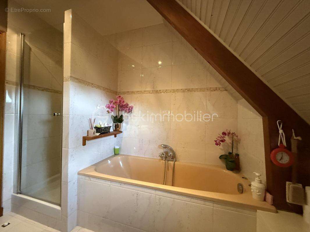 Coup de cœur – Maison familiale au charme authentique - photo 12